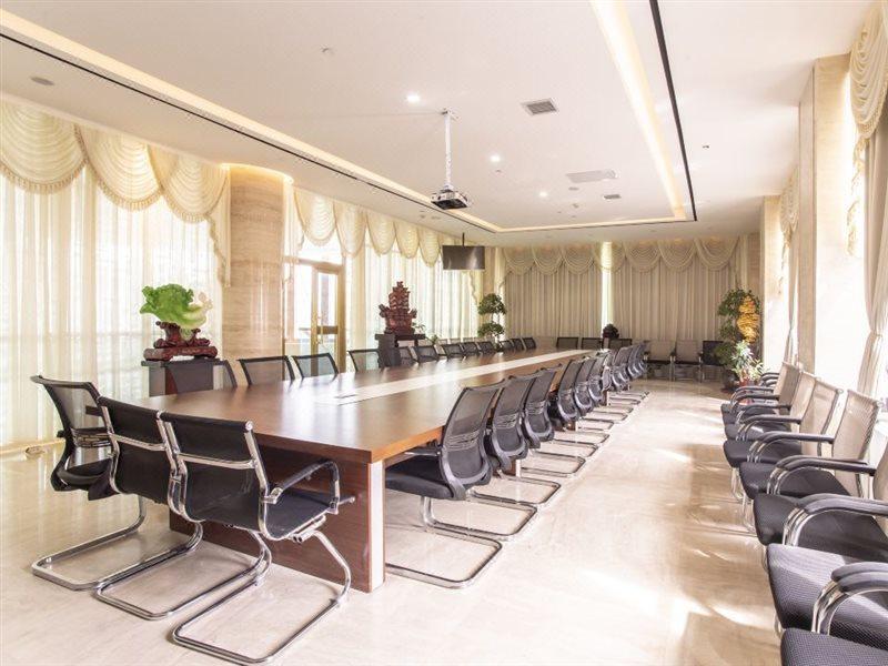 Metropolo Jin Jiang Hotels Turpan Administrative The Heart Of Pai Exterior photo