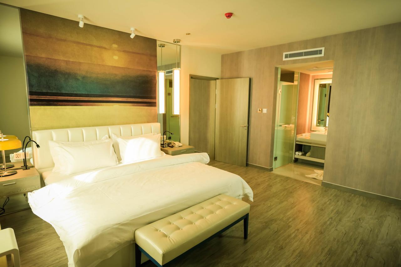 Metropolo Jin Jiang Hotels Turpan Administrative The Heart Of Pai Exterior photo